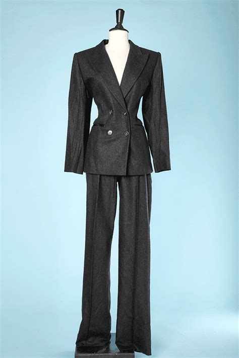tailleur pantalon yves saint laurent femme